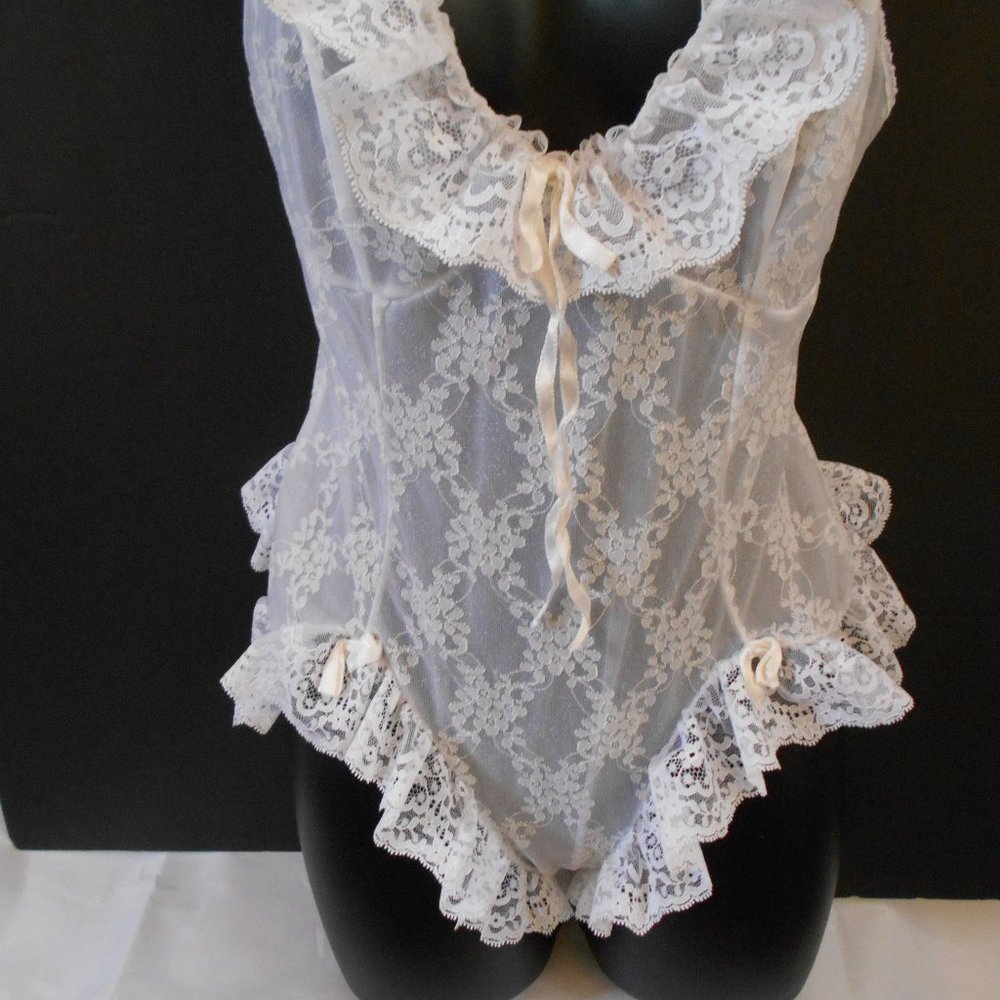 TOSCA LINGERIE WHITE LACE WEDDING TEDDY SIZE SMALL